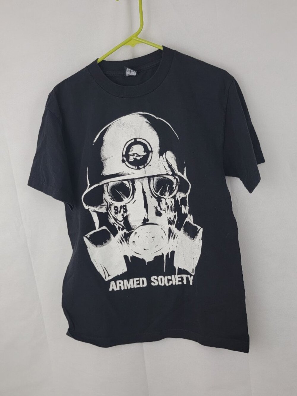 METAL MULISHA Mens T Shirt sz MEDIUM Black Gas Mask Helmet Military Army